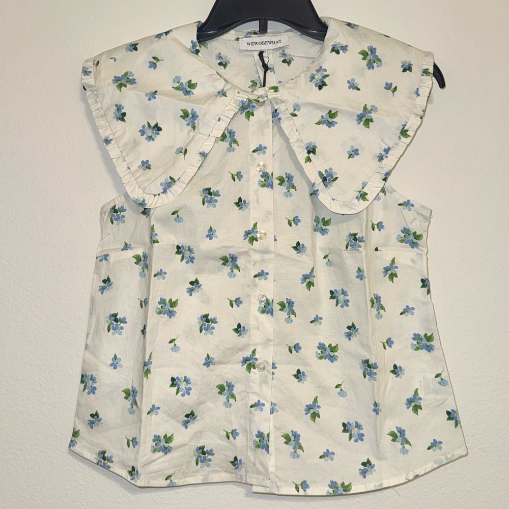 WeWoreWhat White Ruffle Collar Blouse with Blue and Green Floral